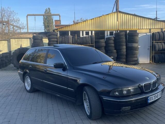 Чорний БМВ 5 Серія, об'ємом двигуна 2 л та пробігом 667 тис. км за 3399 $, фото 1 на Automoto.ua