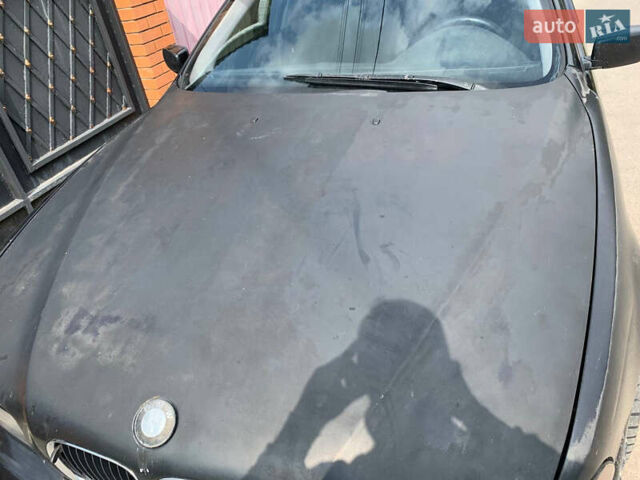 Черный БМВ 5 Серия, объемом двигателя 1.99 л и пробегом 369 тыс. км за 3150 $, фото 18 на Automoto.ua