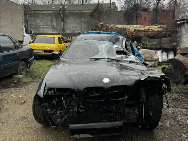 Черный БМВ 5 Серия, объемом двигателя 0 л и пробегом 215 тыс. км за 1599 $, фото 1 на Automoto.ua