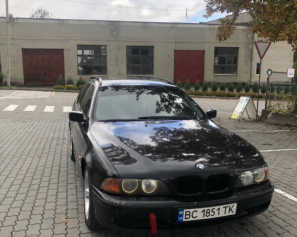 Черный БМВ 5 Серия, объемом двигателя 2.99 л и пробегом 250 тыс. км за 2999 $, фото 12 на Automoto.ua