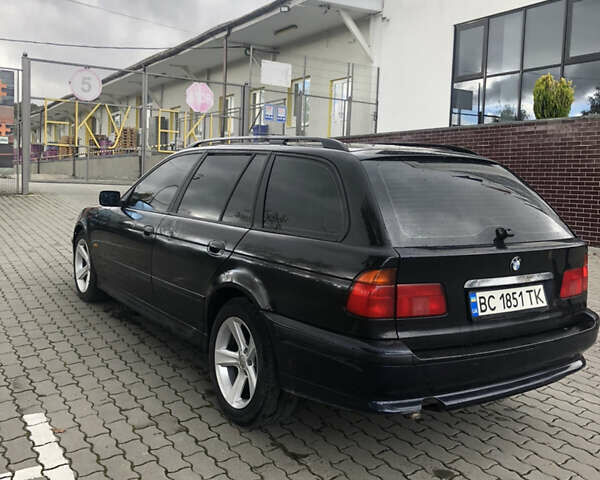 Черный БМВ 5 Серия, объемом двигателя 2.99 л и пробегом 250 тыс. км за 2999 $, фото 5 на Automoto.ua