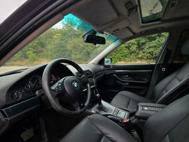 Черный БМВ 5 Серия, объемом двигателя 3 л и пробегом 315 тыс. км за 5500 $, фото 13 на Automoto.ua