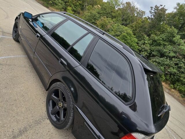 Черный БМВ 5 Серия, объемом двигателя 3 л и пробегом 315 тыс. км за 5500 $, фото 4 на Automoto.ua