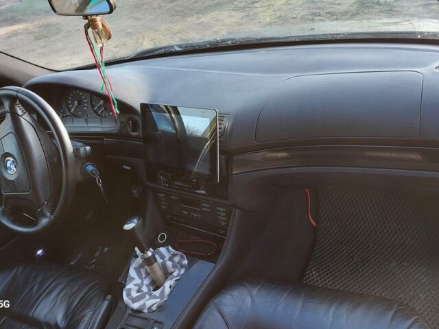 Чорний БМВ 5 Серія, об'ємом двигуна 2.2 л та пробігом 398 тис. км за 5000 $, фото 7 на Automoto.ua