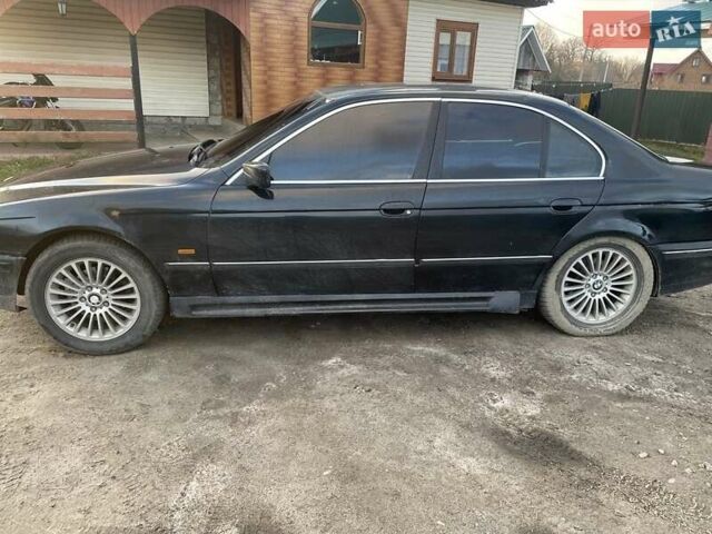 Чорний БМВ 5 Серія, об'ємом двигуна 2 л та пробігом 390 тис. км за 3350 $, фото 1 на Automoto.ua