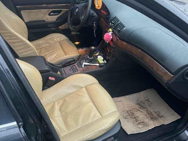 Чорний БМВ 5 Серія, об'ємом двигуна 2.5 л та пробігом 3 тис. км за 4499 $, фото 9 на Automoto.ua