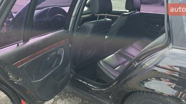 Чорний БМВ 5 Серія, об'ємом двигуна 2.93 л та пробігом 340 тис. км за 4800 $, фото 5 на Automoto.ua