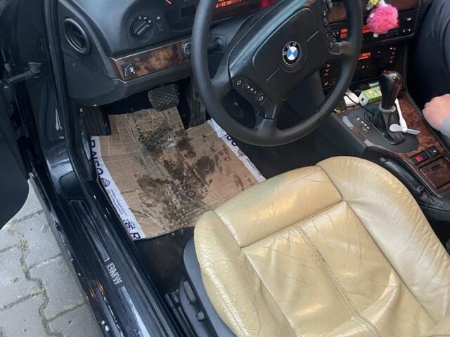 Чорний БМВ 5 Серія, об'ємом двигуна 2.5 л та пробігом 3 тис. км за 4499 $, фото 11 на Automoto.ua