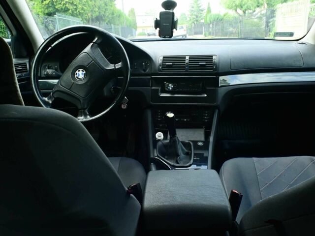 Черный БМВ 5 Серия, объемом двигателя 1.99 л и пробегом 389 тыс. км за 2097 $, фото 1 на Automoto.ua