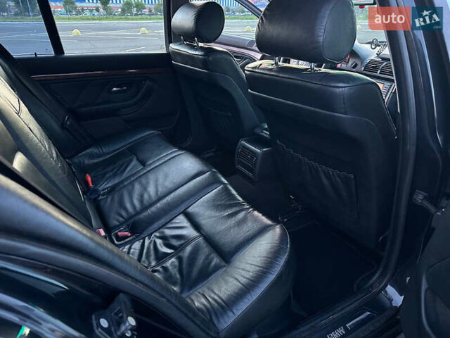 Черный БМВ 5 Серия, объемом двигателя 3 л и пробегом 550 тыс. км за 5350 $, фото 20 на Automoto.ua
