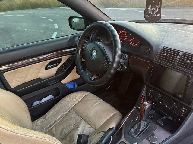 Чорний БМВ 5 Серія, об'ємом двигуна 2.8 л та пробігом 404 тис. км за 5700 $, фото 12 на Automoto.ua