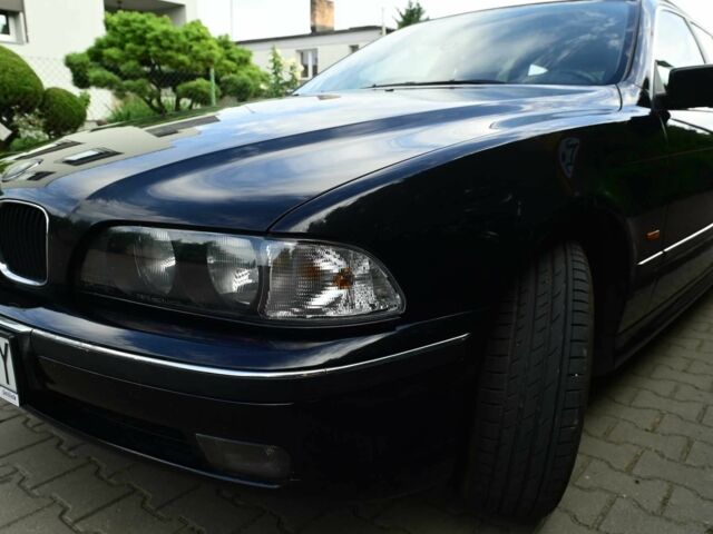 Черный БМВ 5 Серия, объемом двигателя 1.99 л и пробегом 389 тыс. км за 2097 $, фото 3 на Automoto.ua