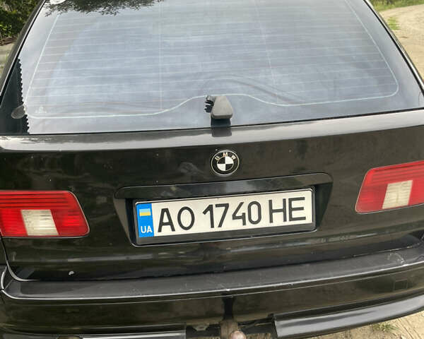 Черный БМВ 5 Серия, объемом двигателя 2.93 л и пробегом 535 тыс. км за 5250 $, фото 3 на Automoto.ua
