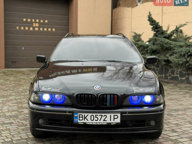 Чорний БМВ 5 Серія, об'ємом двигуна 2.5 л та пробігом 300 тис. км за 5000 $, фото 2 на Automoto.ua