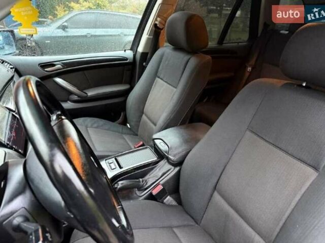 Черный БМВ 5 Серия, объемом двигателя 0 л и пробегом 350 тыс. км за 3300 $, фото 10 на Automoto.ua