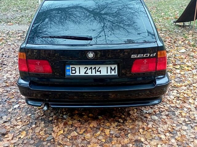 Черный БМВ 5 Серия, объемом двигателя 2 л и пробегом 374 тыс. км за 5000 $, фото 3 на Automoto.ua