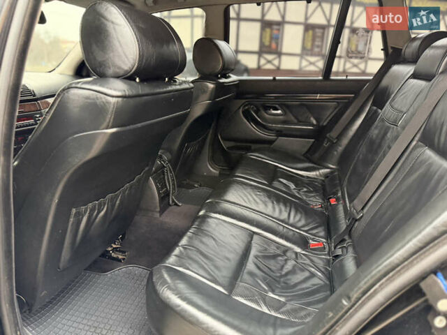 Чорний БМВ 5 Серія, об'ємом двигуна 2.5 л та пробігом 300 тис. км за 5000 $, фото 62 на Automoto.ua