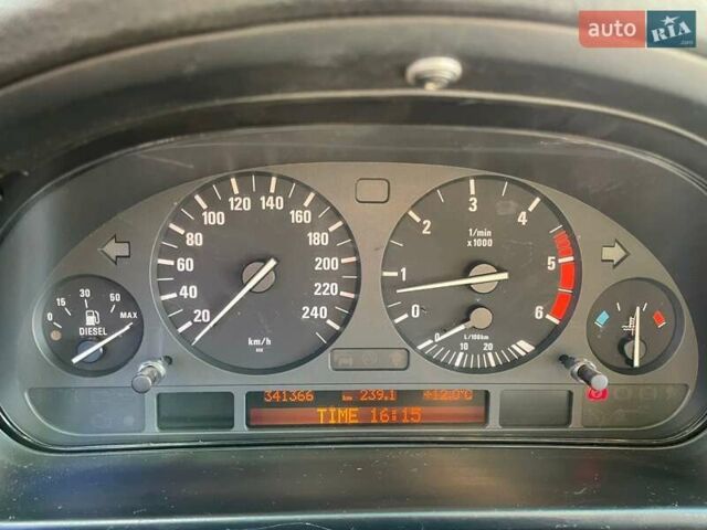 Черный БМВ 5 Серия, объемом двигателя 2.5 л и пробегом 314 тыс. км за 5500 $, фото 4 на Automoto.ua