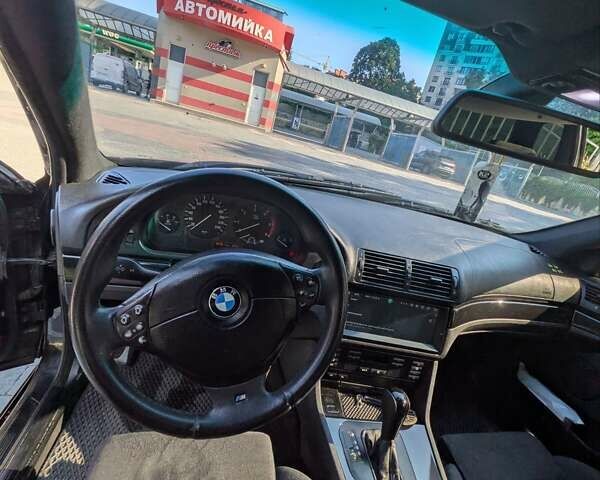 Чорний БМВ 5 Серія, об'ємом двигуна 3 л та пробігом 367 тис. км за 6800 $, фото 22 на Automoto.ua