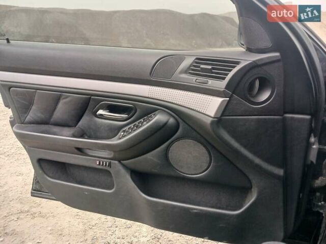 Черный БМВ 5 Серия, объемом двигателя 2.93 л и пробегом 370 тыс. км за 5200 $, фото 7 на Automoto.ua