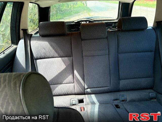 Черный БМВ 5 Серия, объемом двигателя 2.5 л и пробегом 387 тыс. км за 4000 $, фото 6 на Automoto.ua