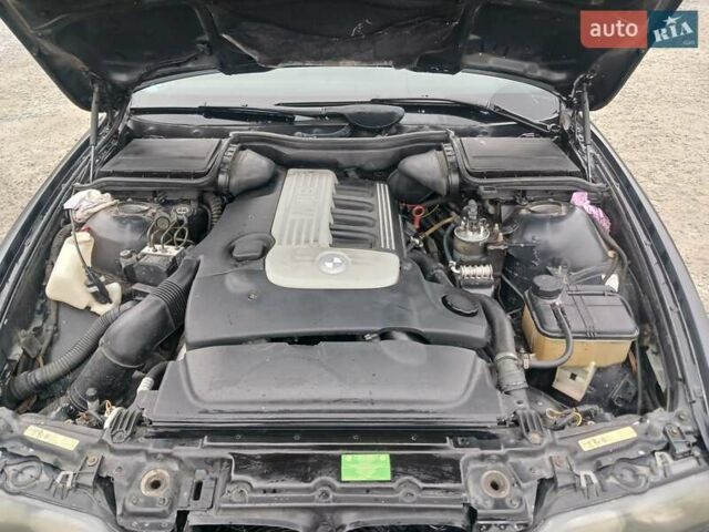 Черный БМВ 5 Серия, объемом двигателя 2.93 л и пробегом 370 тыс. км за 5200 $, фото 9 на Automoto.ua