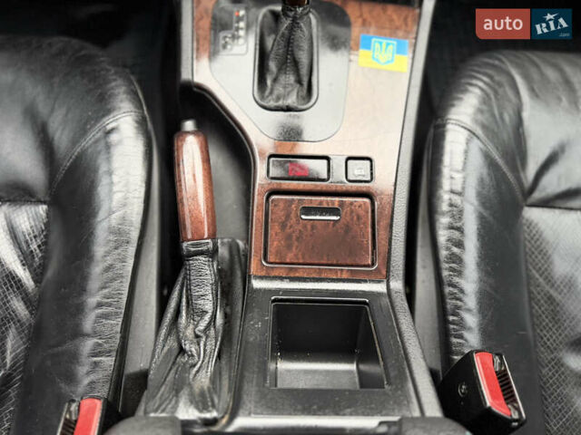 Чорний БМВ 5 Серія, об'ємом двигуна 2.5 л та пробігом 300 тис. км за 5000 $, фото 38 на Automoto.ua