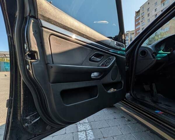 Чорний БМВ 5 Серія, об'ємом двигуна 3 л та пробігом 367 тис. км за 6800 $, фото 21 на Automoto.ua