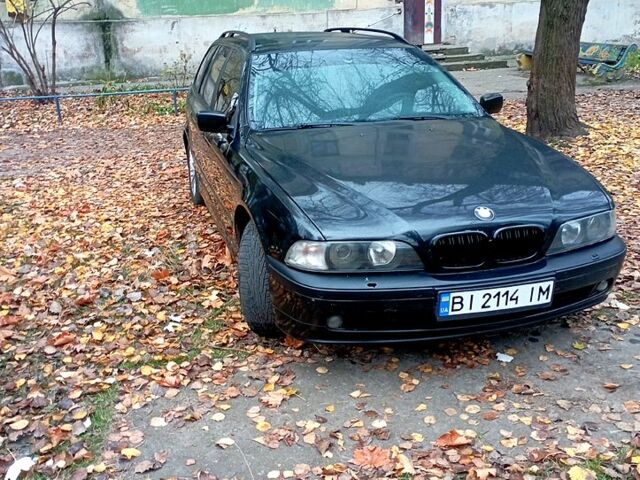 Черный БМВ 5 Серия, объемом двигателя 2 л и пробегом 374 тыс. км за 5000 $, фото 1 на Automoto.ua