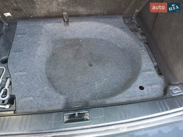 Черный БМВ 5 Серия, объемом двигателя 2.93 л и пробегом 370 тыс. км за 5200 $, фото 28 на Automoto.ua