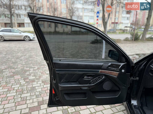 Чорний БМВ 5 Серія, об'ємом двигуна 2.5 л та пробігом 300 тис. км за 5000 $, фото 45 на Automoto.ua