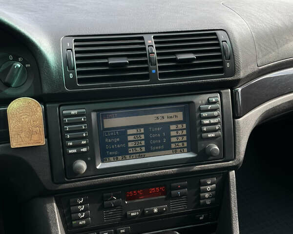 Черный БМВ 5 Серия, объемом двигателя 2.93 л и пробегом 347 тыс. км за 7000 $, фото 9 на Automoto.ua