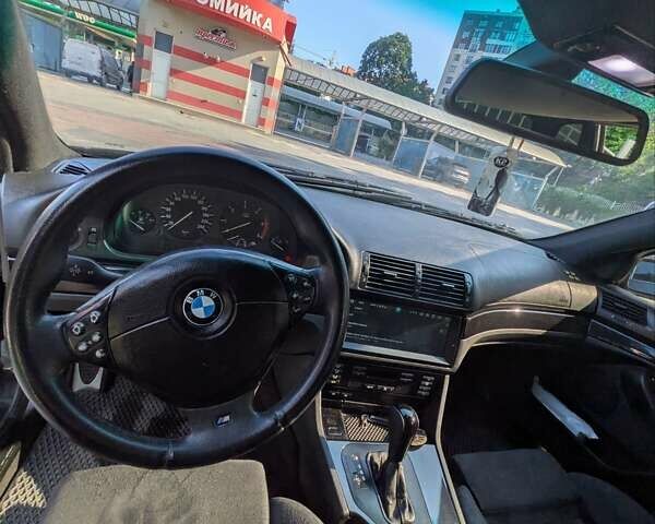 Чорний БМВ 5 Серія, об'ємом двигуна 3 л та пробігом 367 тис. км за 6800 $, фото 23 на Automoto.ua