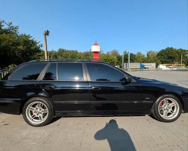 Чорний БМВ 5 Серія, об'ємом двигуна 3 л та пробігом 367 тис. км за 6800 $, фото 4 на Automoto.ua