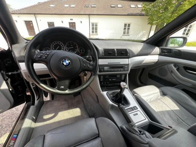 Черный БМВ 5 Серия, объемом двигателя 3 л и пробегом 270 тыс. км за 1600 $, фото 7 на Automoto.ua