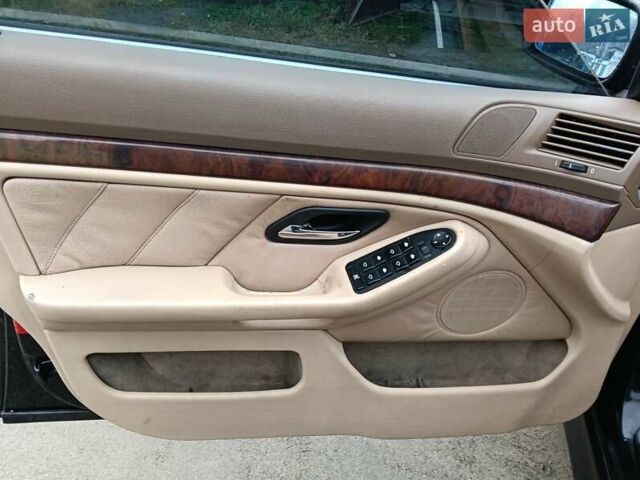 Черный БМВ 5 Серия, объемом двигателя 2.5 л и пробегом 400 тыс. км за 4400 $, фото 1 на Automoto.ua