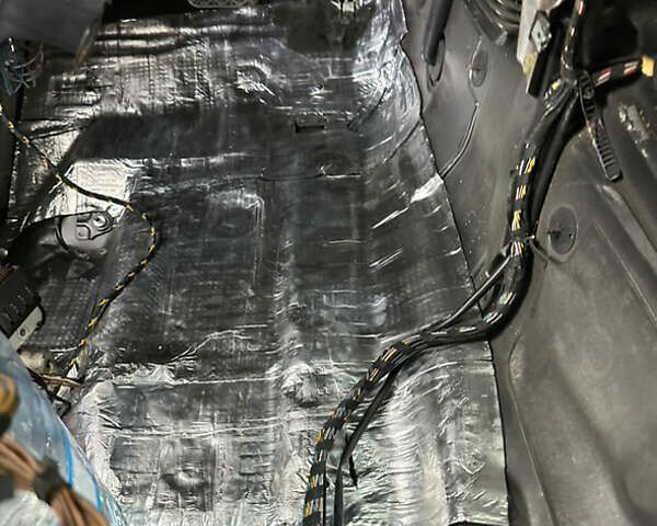 Черный БМВ 5 Серия, объемом двигателя 2.93 л и пробегом 347 тыс. км за 7000 $, фото 22 на Automoto.ua