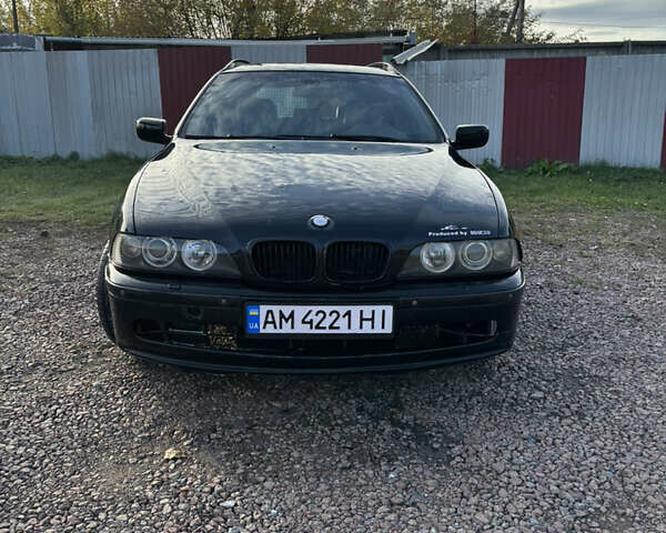Чорний БМВ 5 Серія, об'ємом двигуна 2.93 л та пробігом 343 тис. км за 4500 $, фото 2 на Automoto.ua