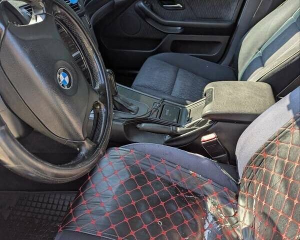 Чорний БМВ 5 Серія, об'ємом двигуна 2.5 л та пробігом 420 тис. км за 4000 $, фото 9 на Automoto.ua