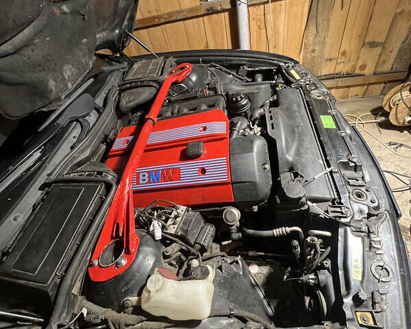 Черный БМВ 5 Серия, объемом двигателя 2.17 л и пробегом 269 тыс. км за 6200 $, фото 10 на Automoto.ua