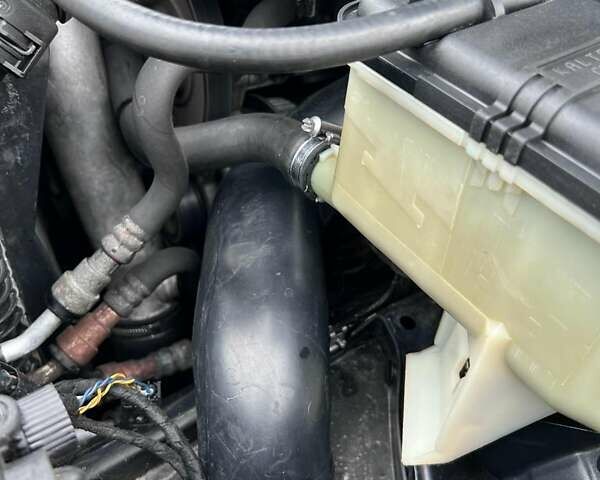 Черный БМВ 5 Серия, объемом двигателя 2.9 л и пробегом 356 тыс. км за 5700 $, фото 46 на Automoto.ua