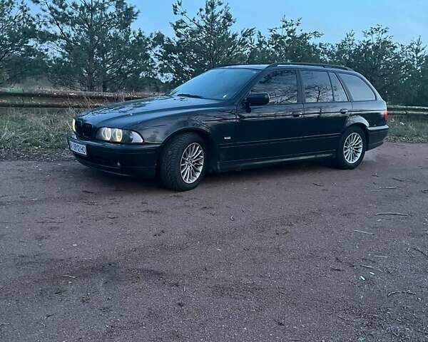 Черный БМВ 5 Серия, объемом двигателя 2.5 л и пробегом 510 тыс. км за 4999 $, фото 4 на Automoto.ua