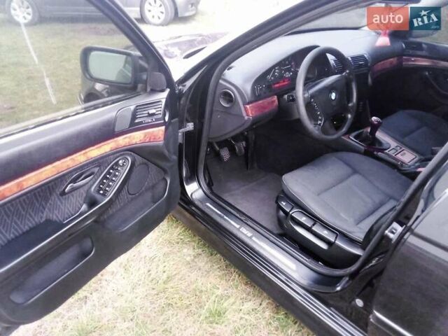 Черный БМВ 5 Серия, объемом двигателя 1.95 л и пробегом 400 тыс. км за 3800 $, фото 4 на Automoto.ua