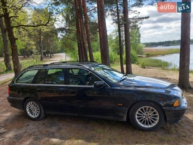 Черный БМВ 5 Серия, объемом двигателя 2.5 л и пробегом 410 тыс. км за 2300 $, фото 2 на Automoto.ua