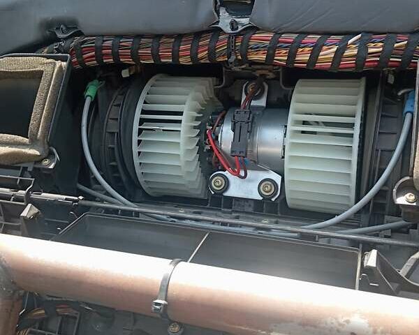 Черный БМВ 5 Серия, объемом двигателя 2.5 л и пробегом 510 тыс. км за 4999 $, фото 1 на Automoto.ua