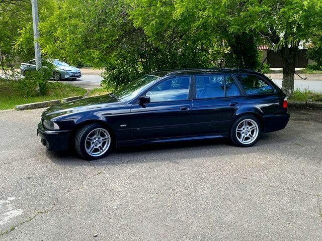 Черный БМВ 5 Серия, объемом двигателя 2.9 л и пробегом 0 тыс. км за 7000 $, фото 6 на Automoto.ua