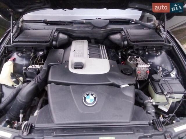 Черный БМВ 5 Серия, объемом двигателя 1.95 л и пробегом 400 тыс. км за 3800 $, фото 9 на Automoto.ua