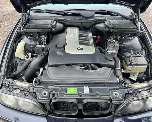 Черный БМВ 5 Серия, объемом двигателя 2.9 л и пробегом 356 тыс. км за 5700 $, фото 45 на Automoto.ua