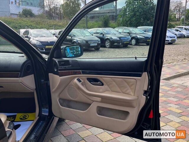 Черный БМВ 5 Серия, объемом двигателя 2 л и пробегом 213 тыс. км за 5250 $, фото 21 на Automoto.ua