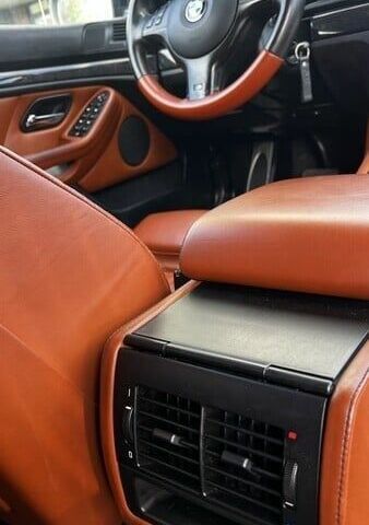 Чорний БМВ 5 Серія, об'ємом двигуна 3 л та пробігом 315 тис. км за 2900 $, фото 5 на Automoto.ua